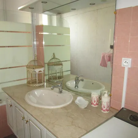 Rez De Chaussee Les Oliviers *